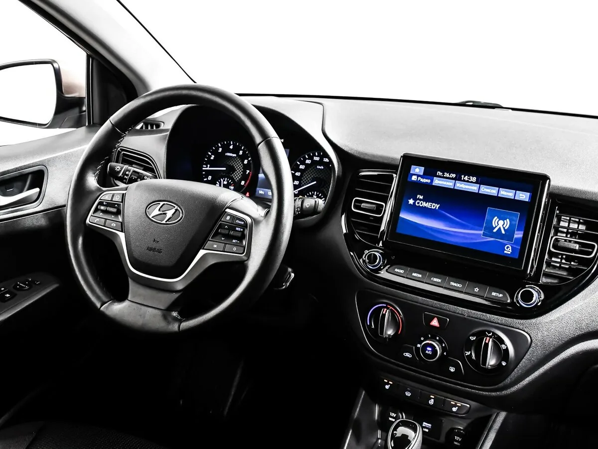 Hyundai Solaris