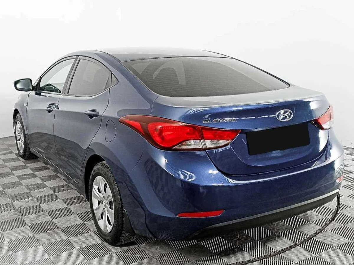 Hyundai Elantra