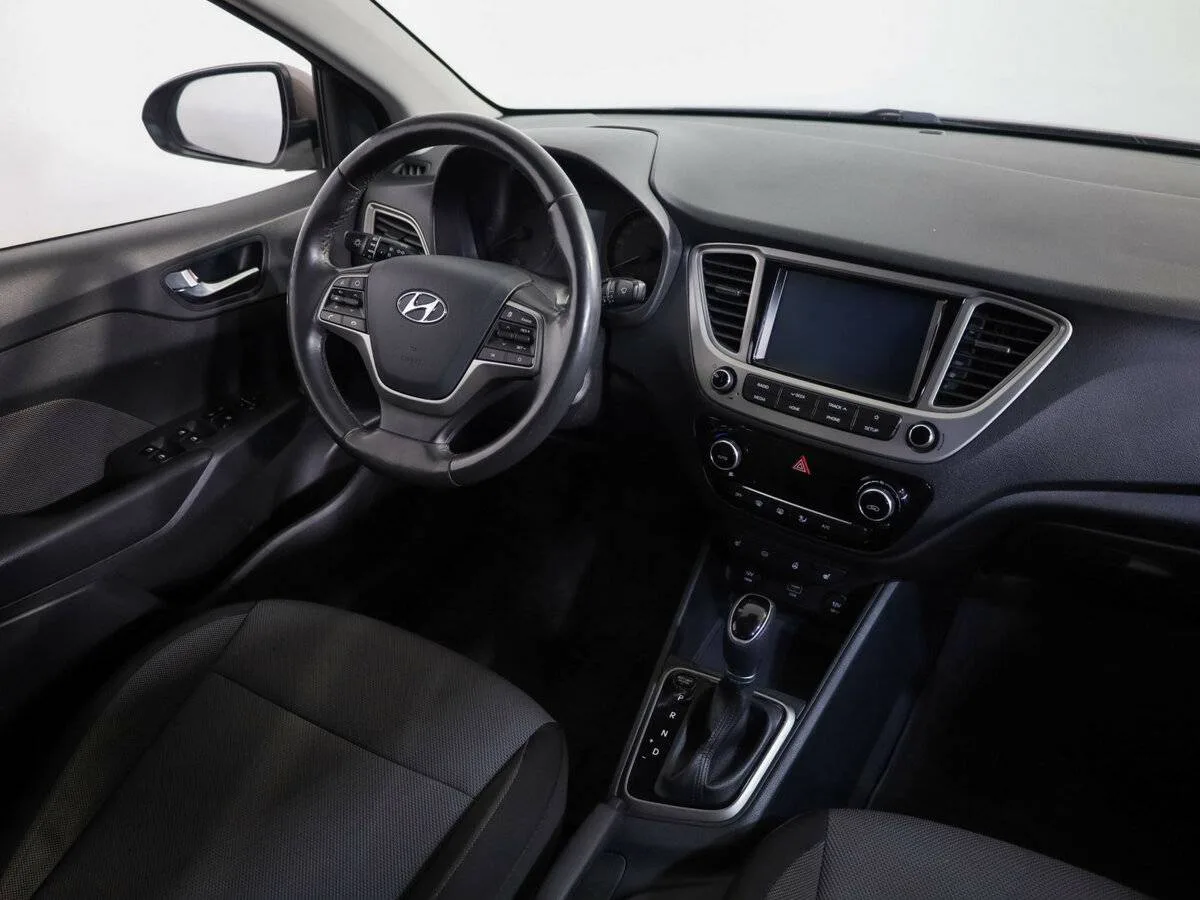 Hyundai Solaris