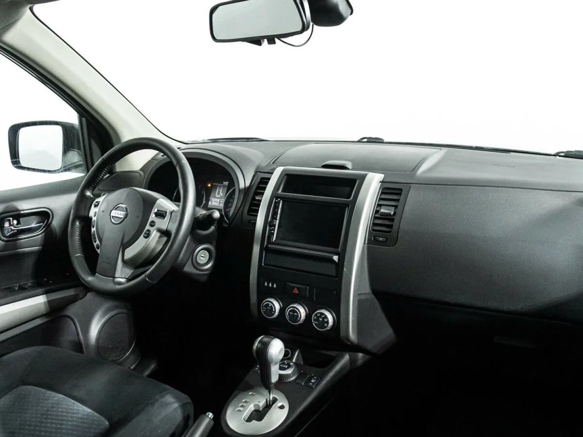 Nissan X Trail