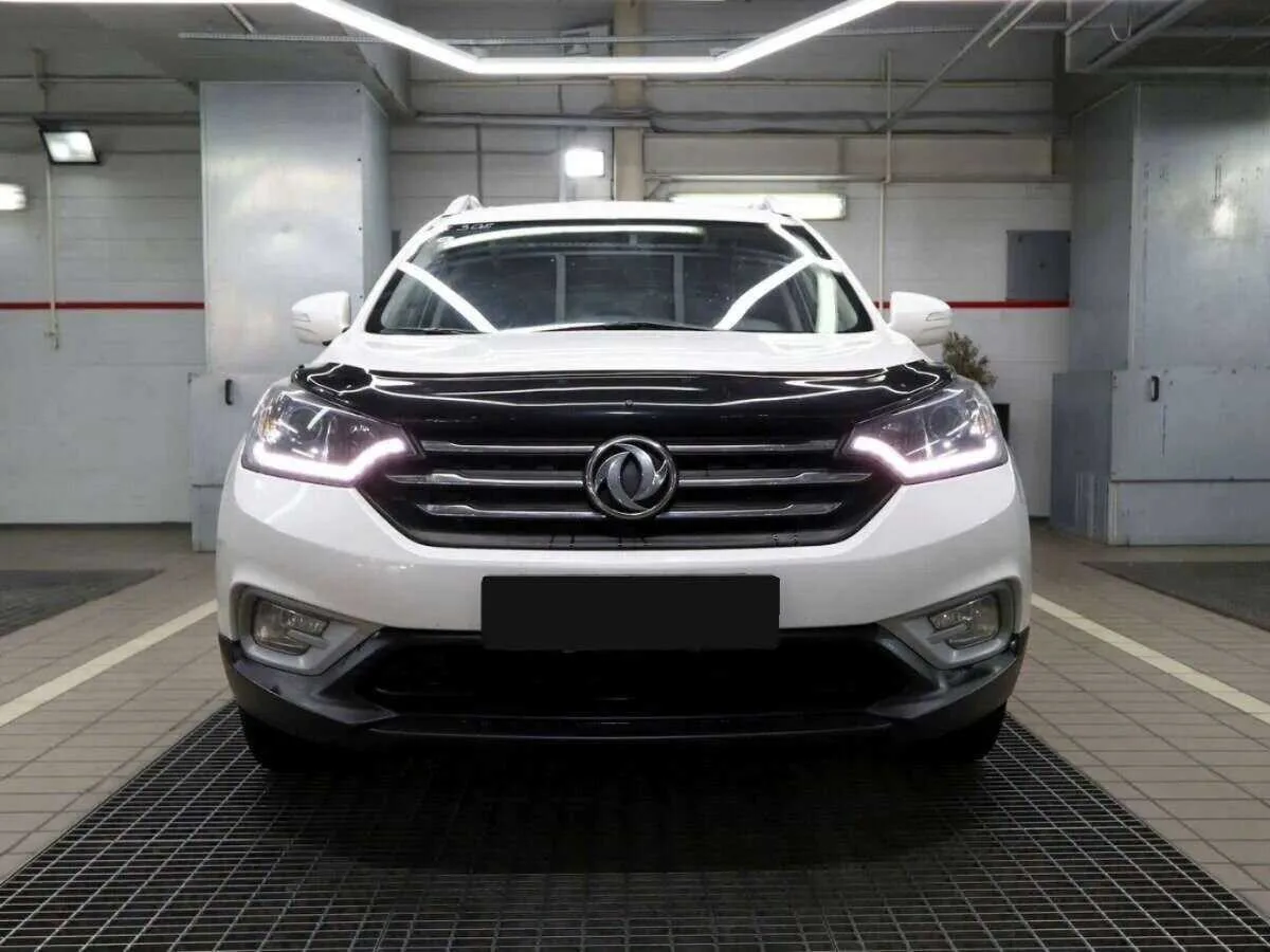 Dongfeng AX7