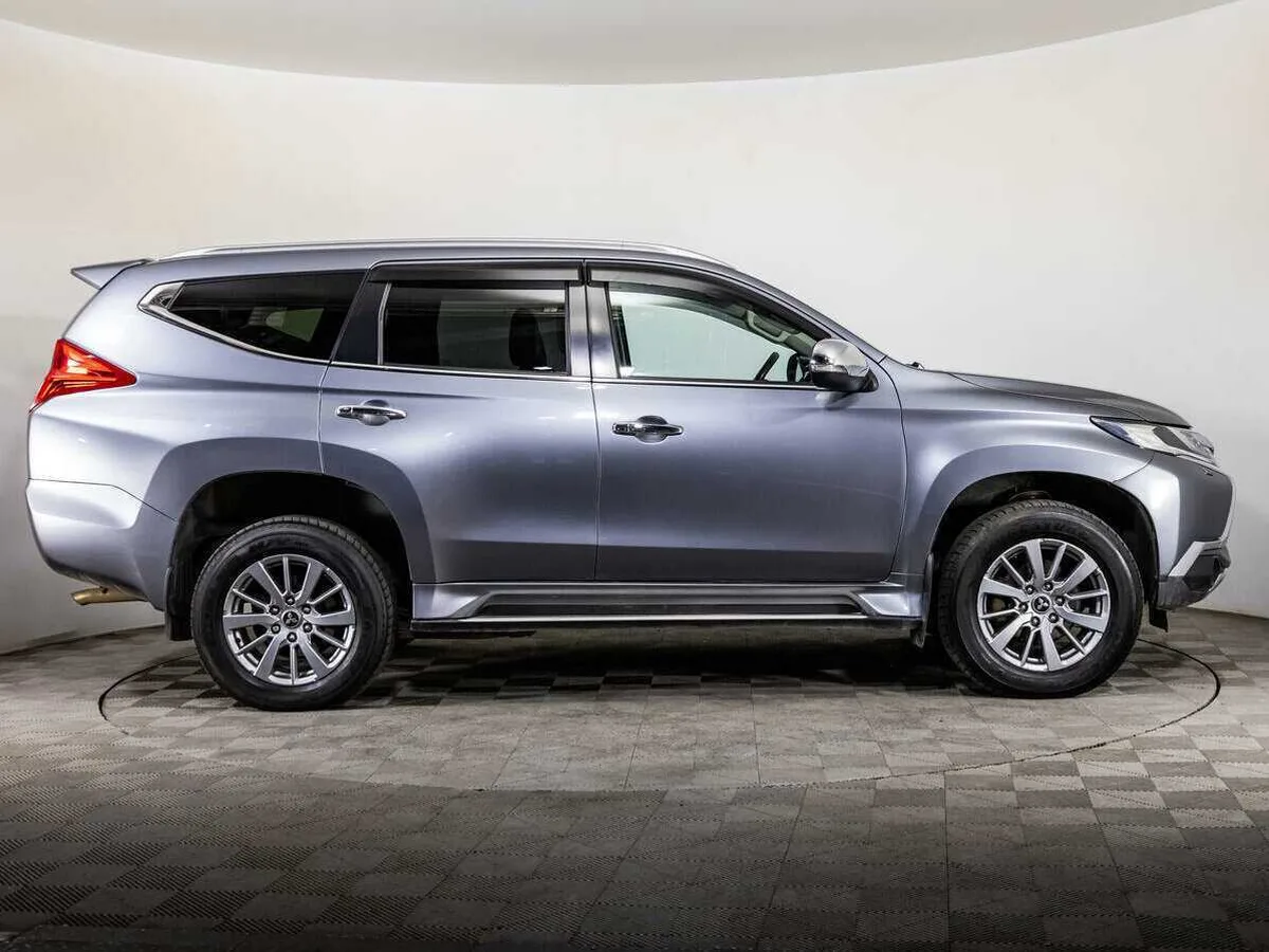 Mitsubishi Pajero Sport