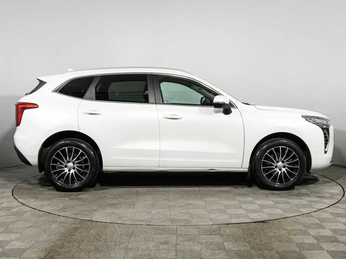 Haval Jolion