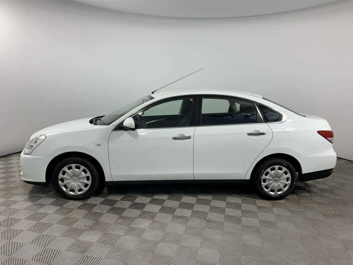 Nissan Almera