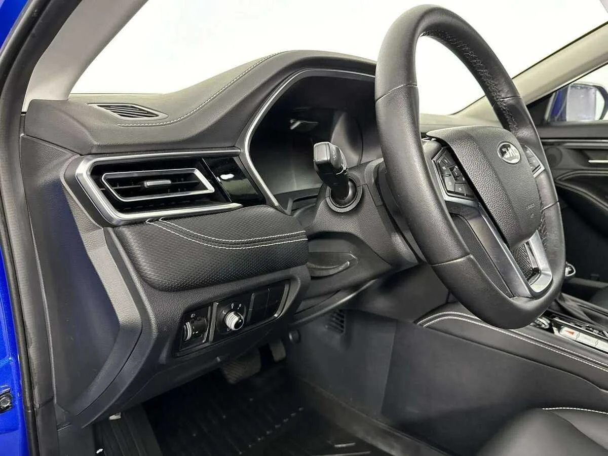 JAC J7