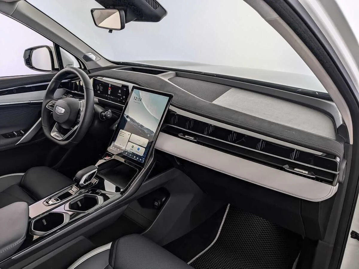 Geely Atlas