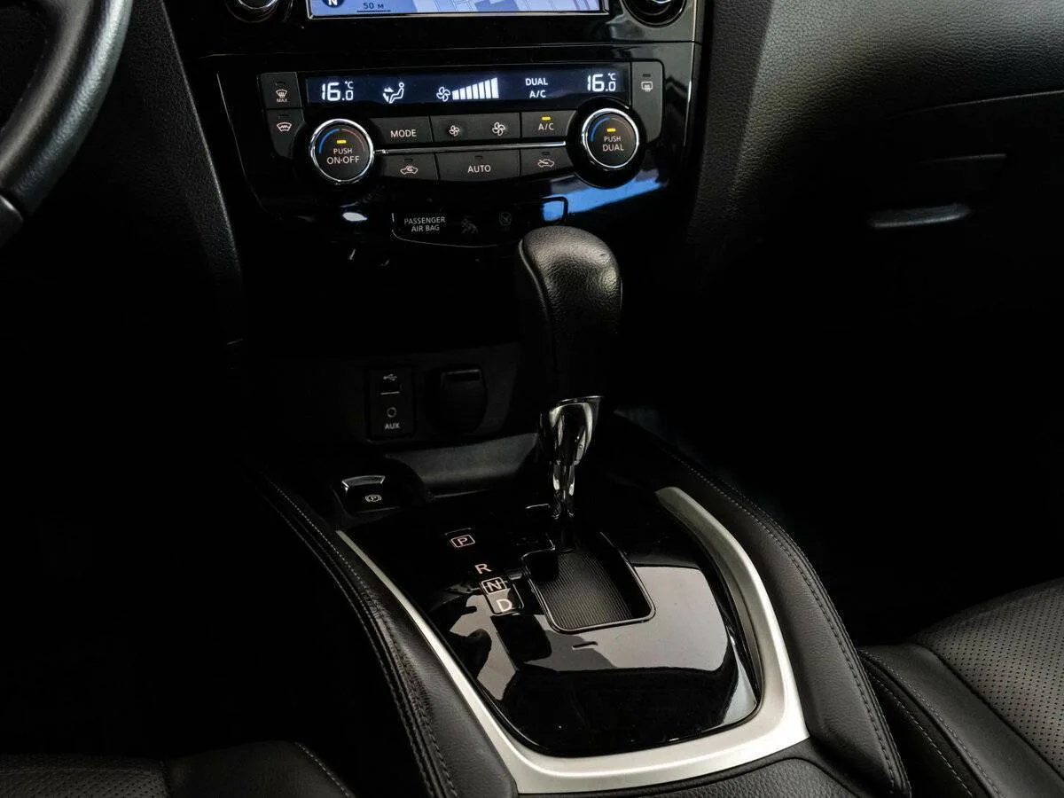 Nissan X Trail