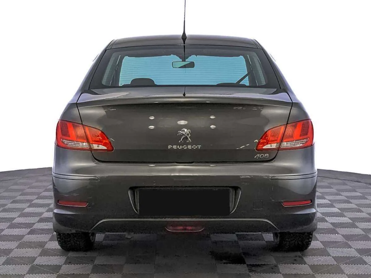 Peugeot 408