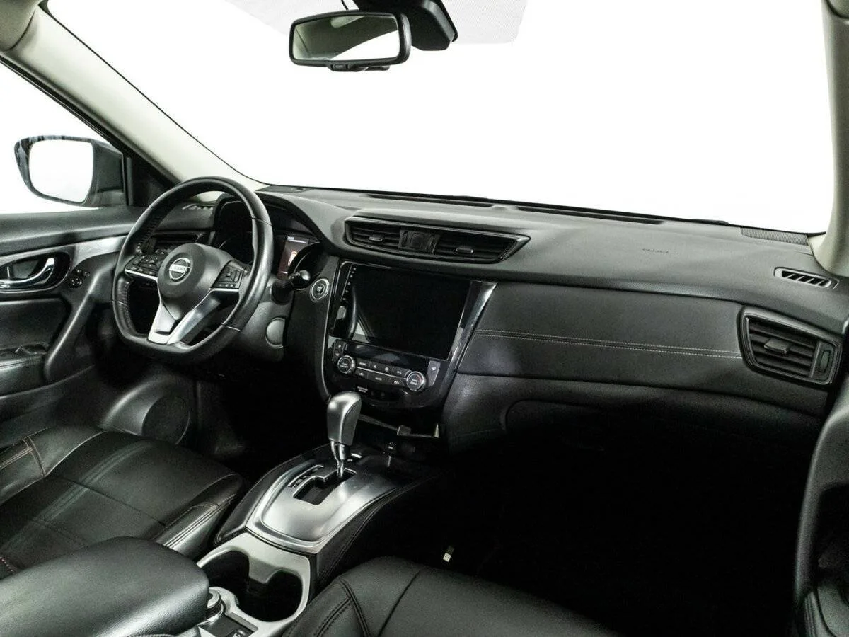Nissan X Trail