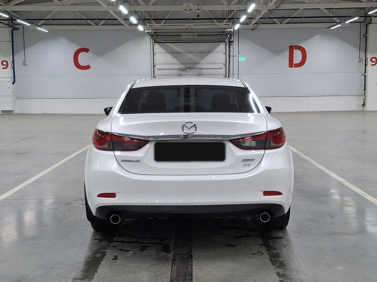 Mazda 6