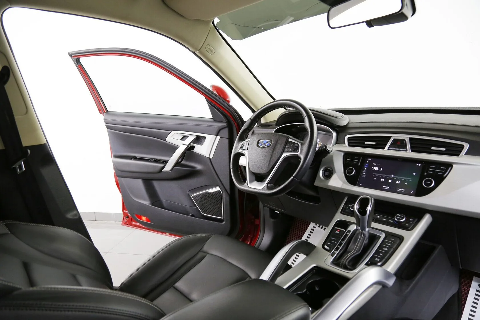 Geely Atlas