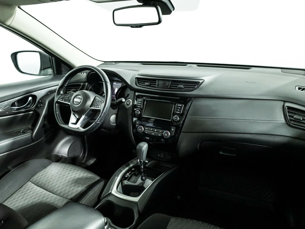 Nissan X Trail