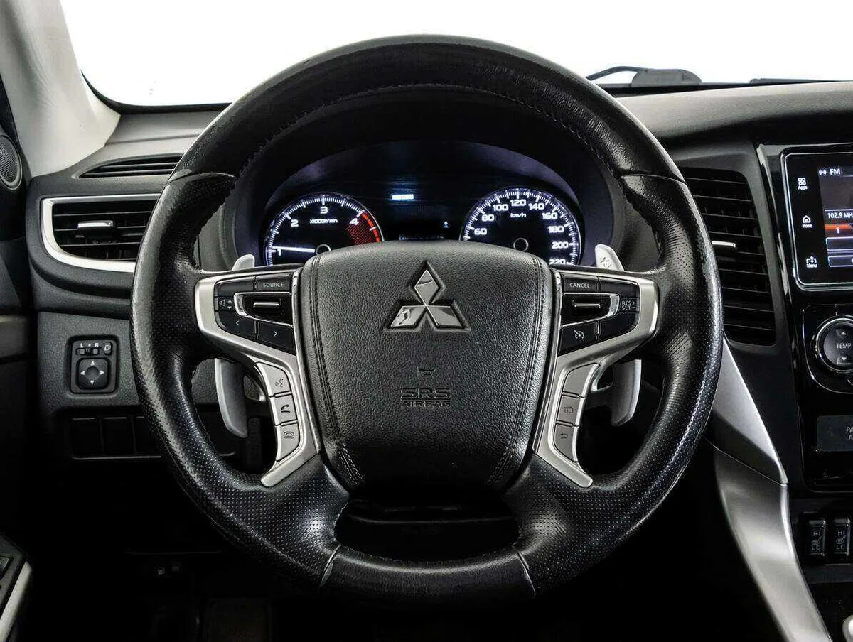 Mitsubishi Pajero Sport