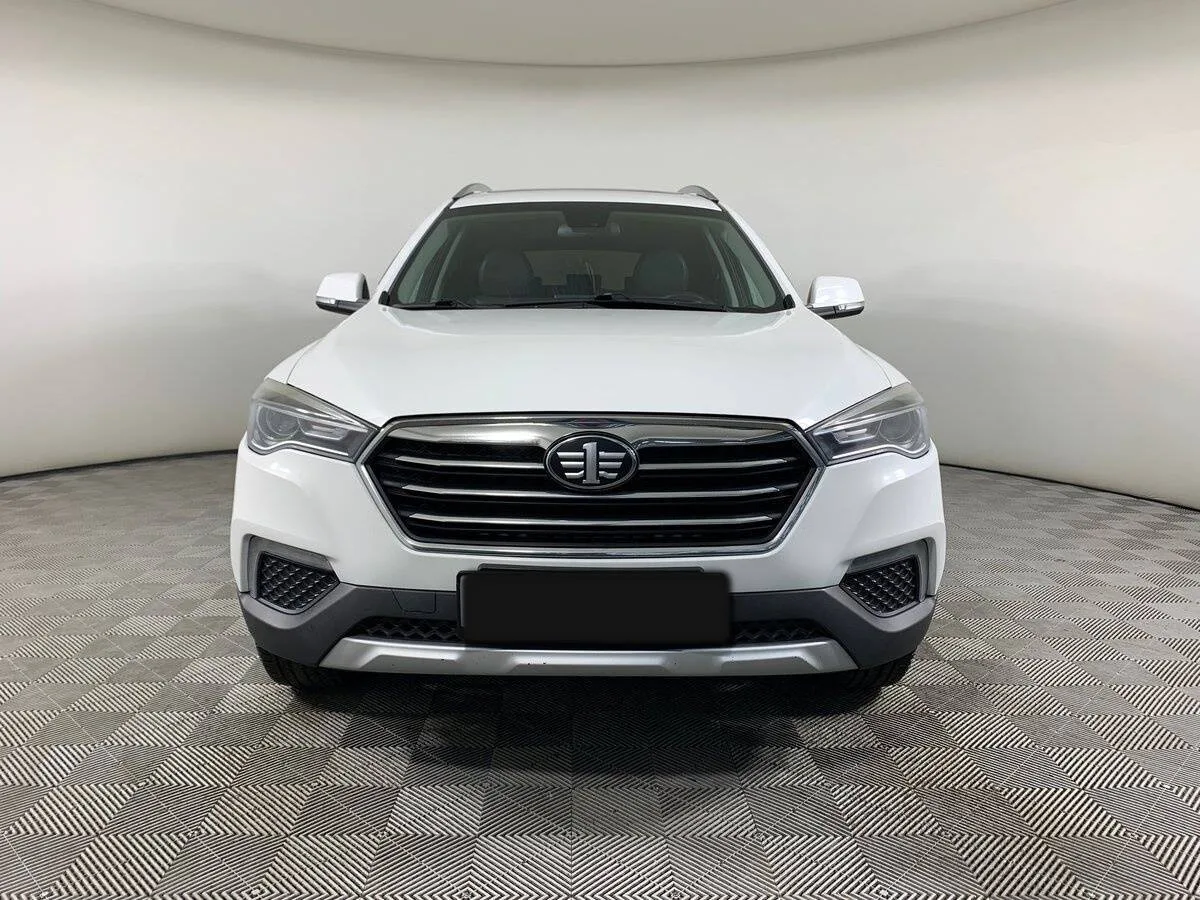 FAW Besturn X80