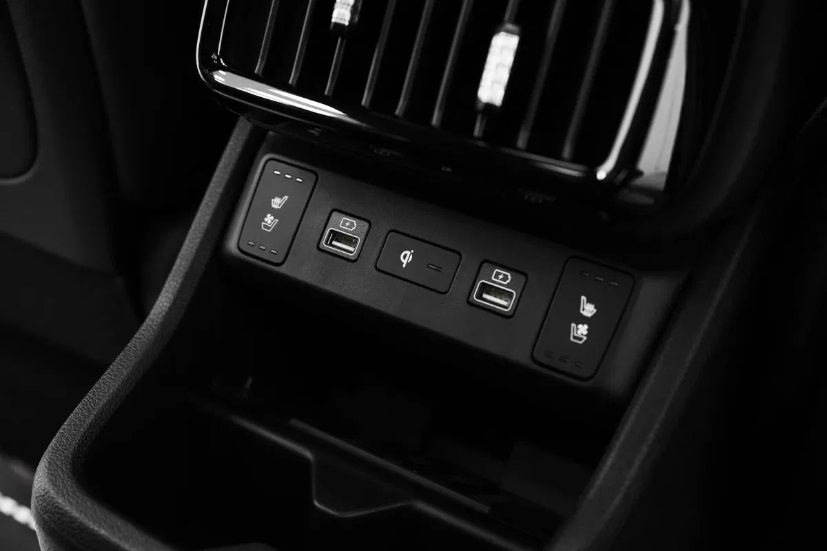 Hyundai Custo