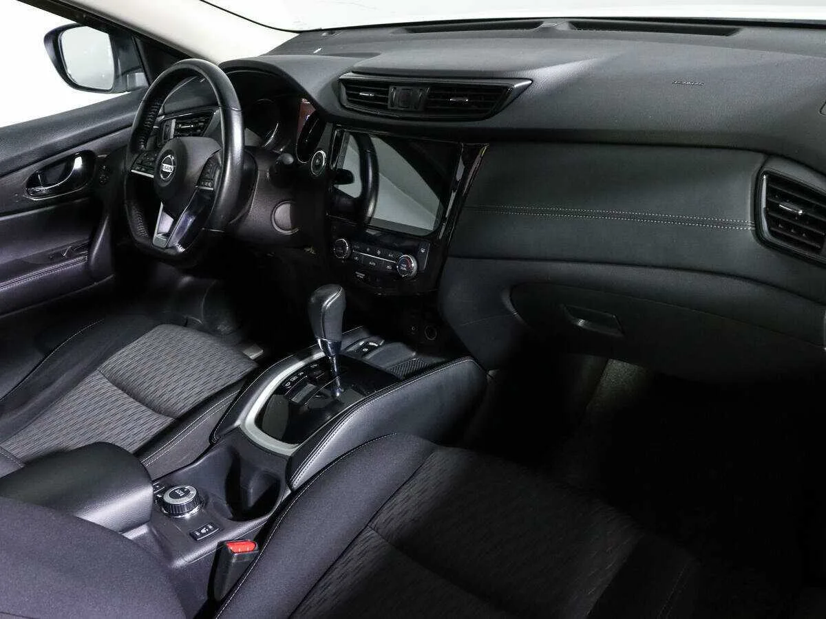 Nissan X Trail