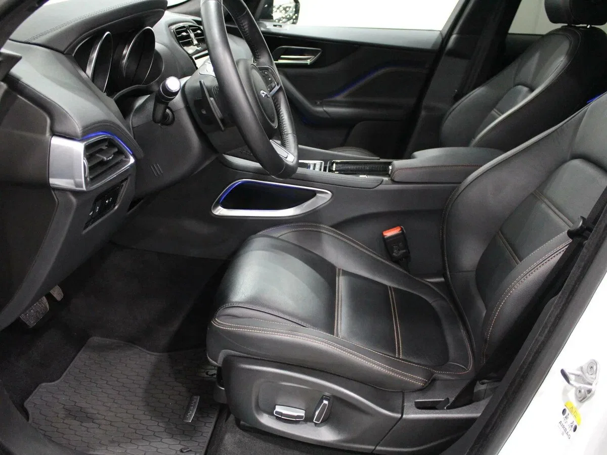 Jaguar E-Pace