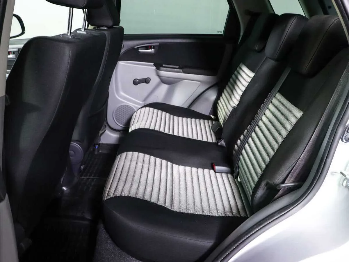 Suzuki SX4