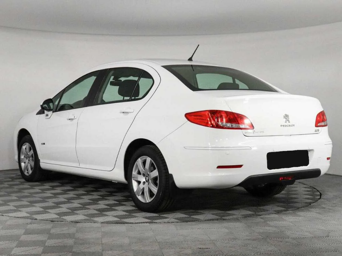 Peugeot 408