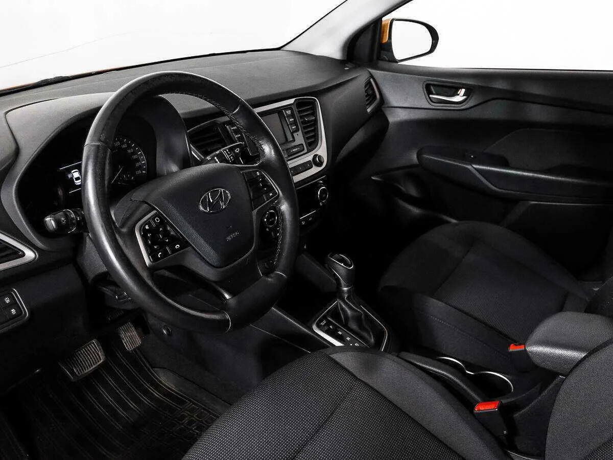 Hyundai Solaris