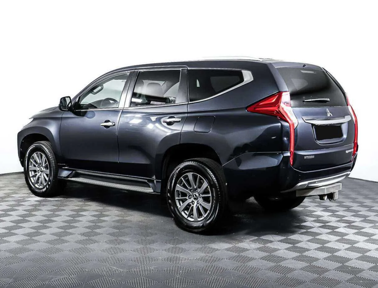 Mitsubishi Pajero Sport