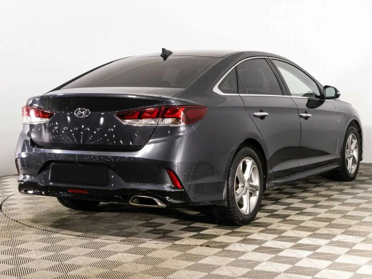 Hyundai Sonata