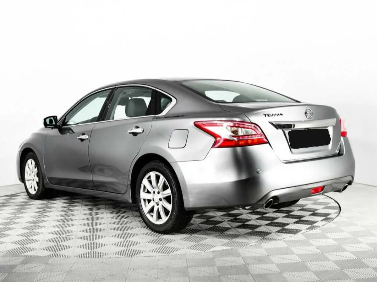 Nissan Teana