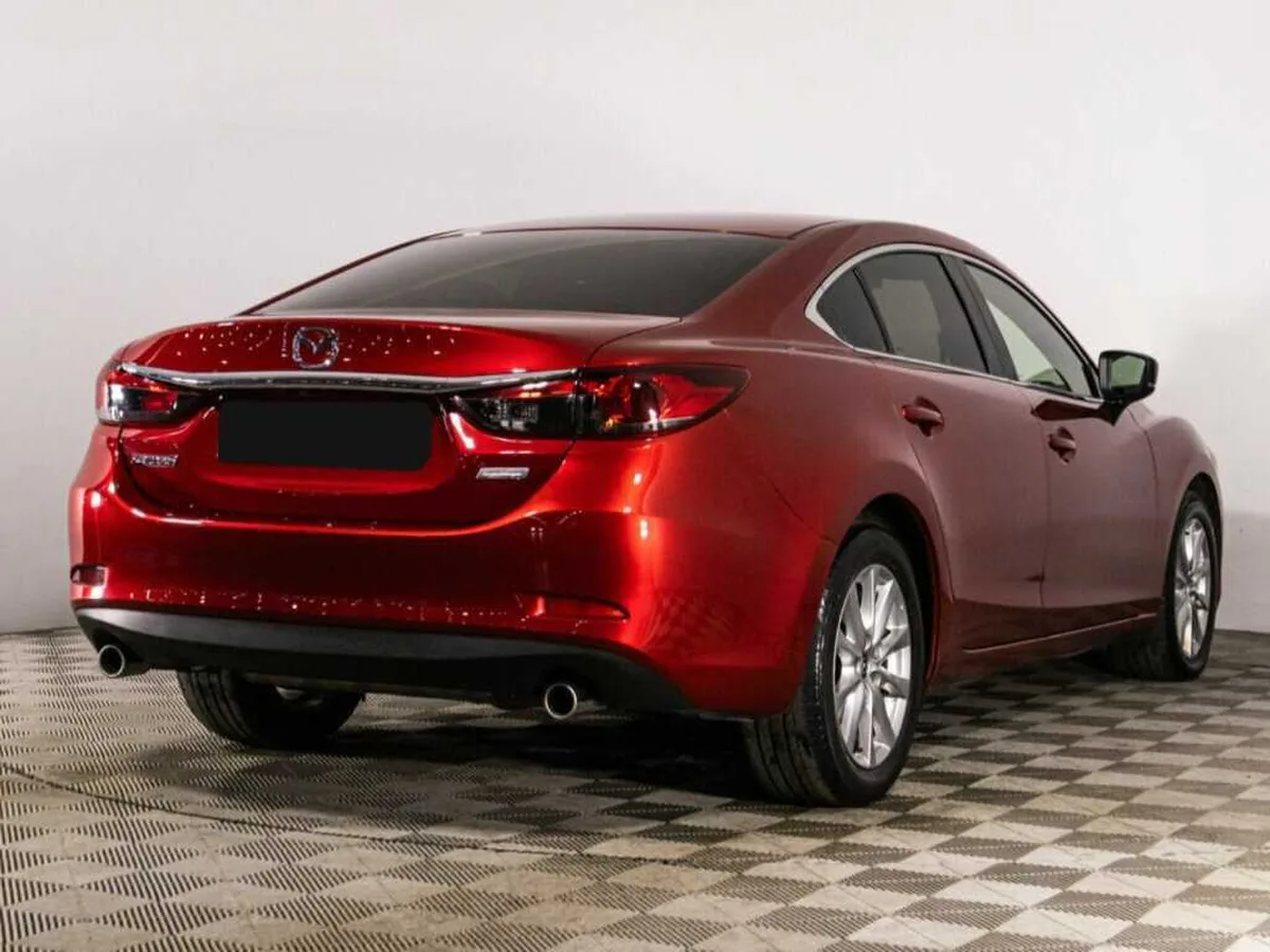 Mazda 6