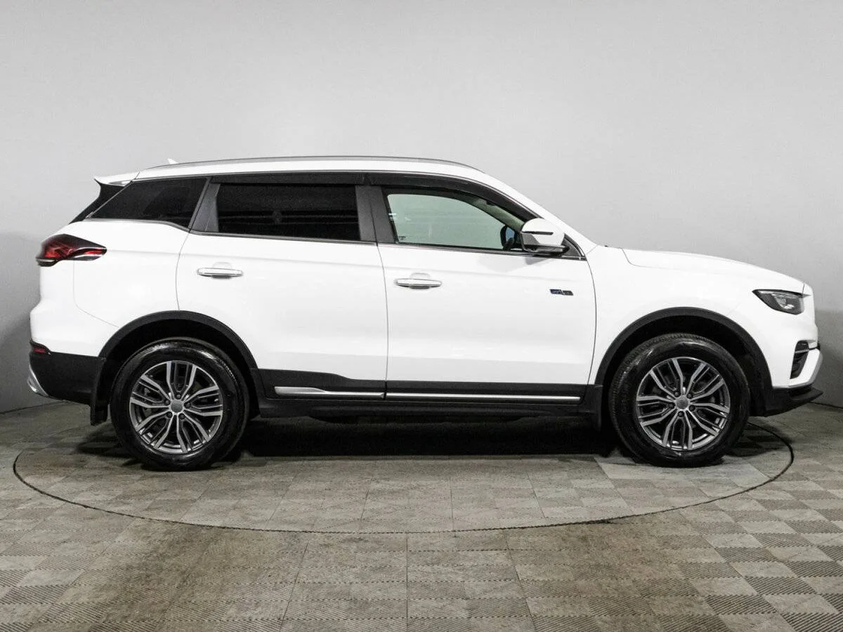 Geely Atlas Pro