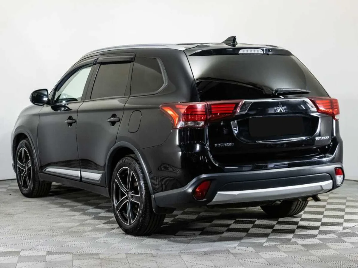 Mitsubishi Outlander