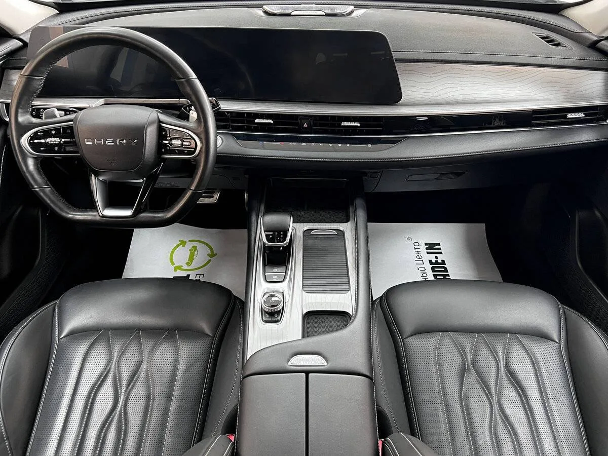 Chery Arrizo 8