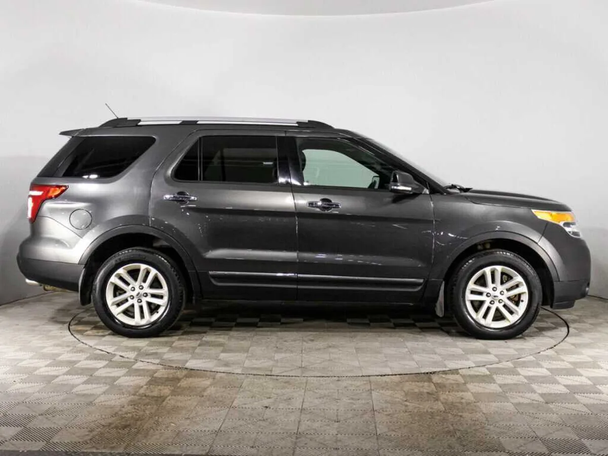 Ford Explorer