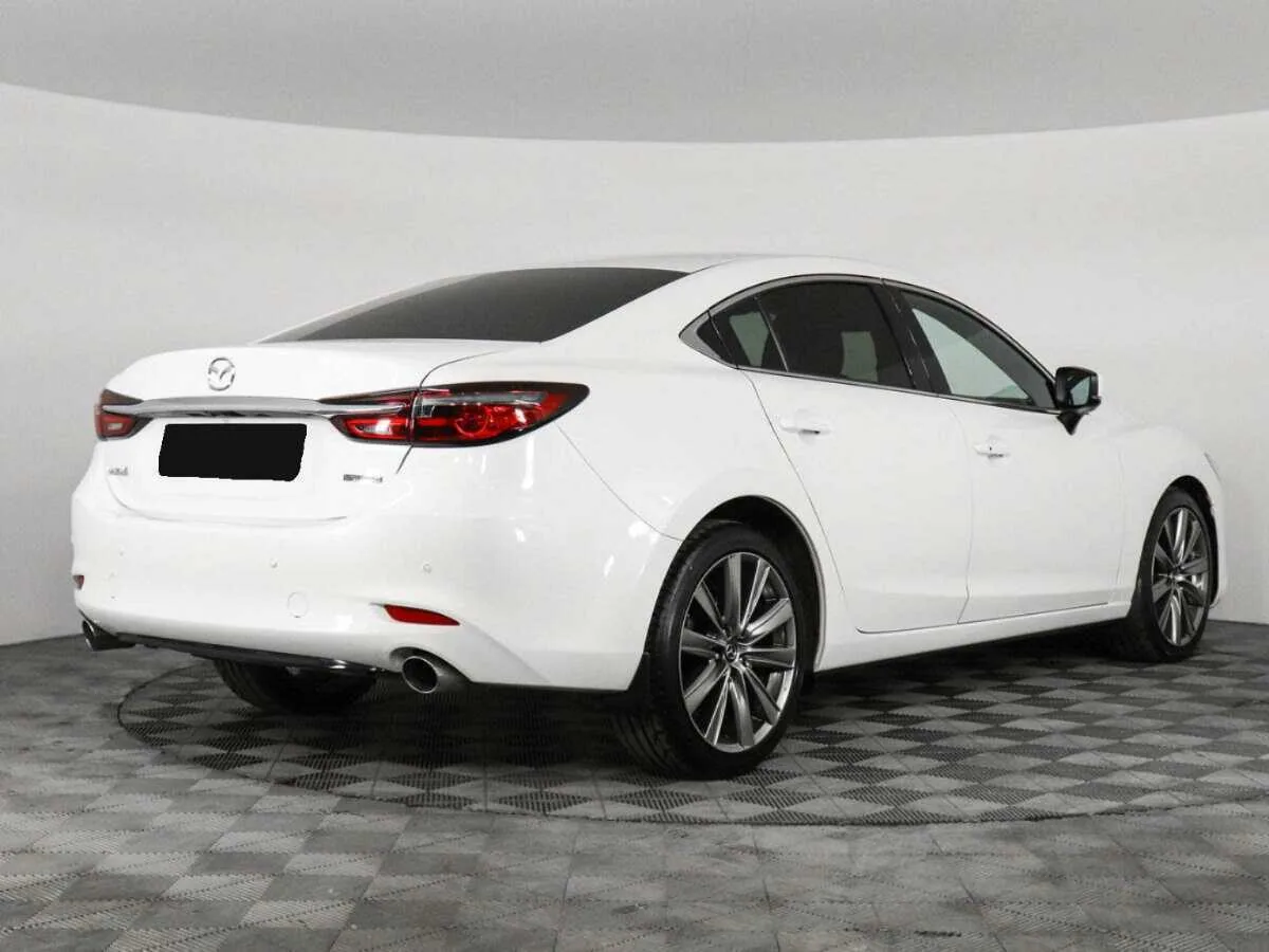 Mazda 6
