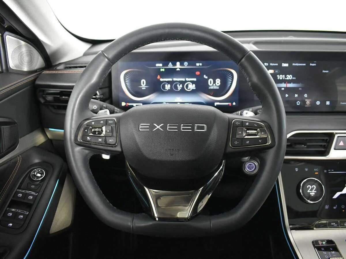 Exeed TXL