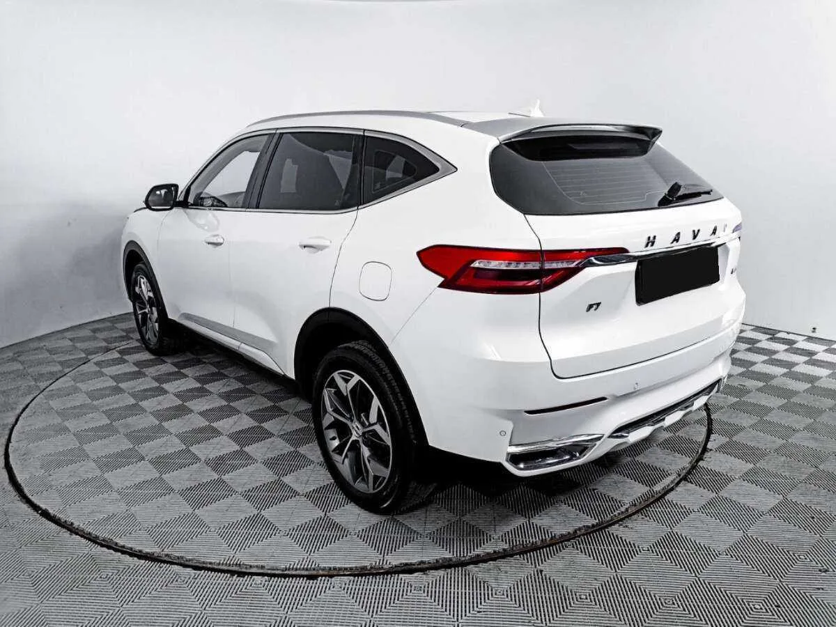 Haval F7