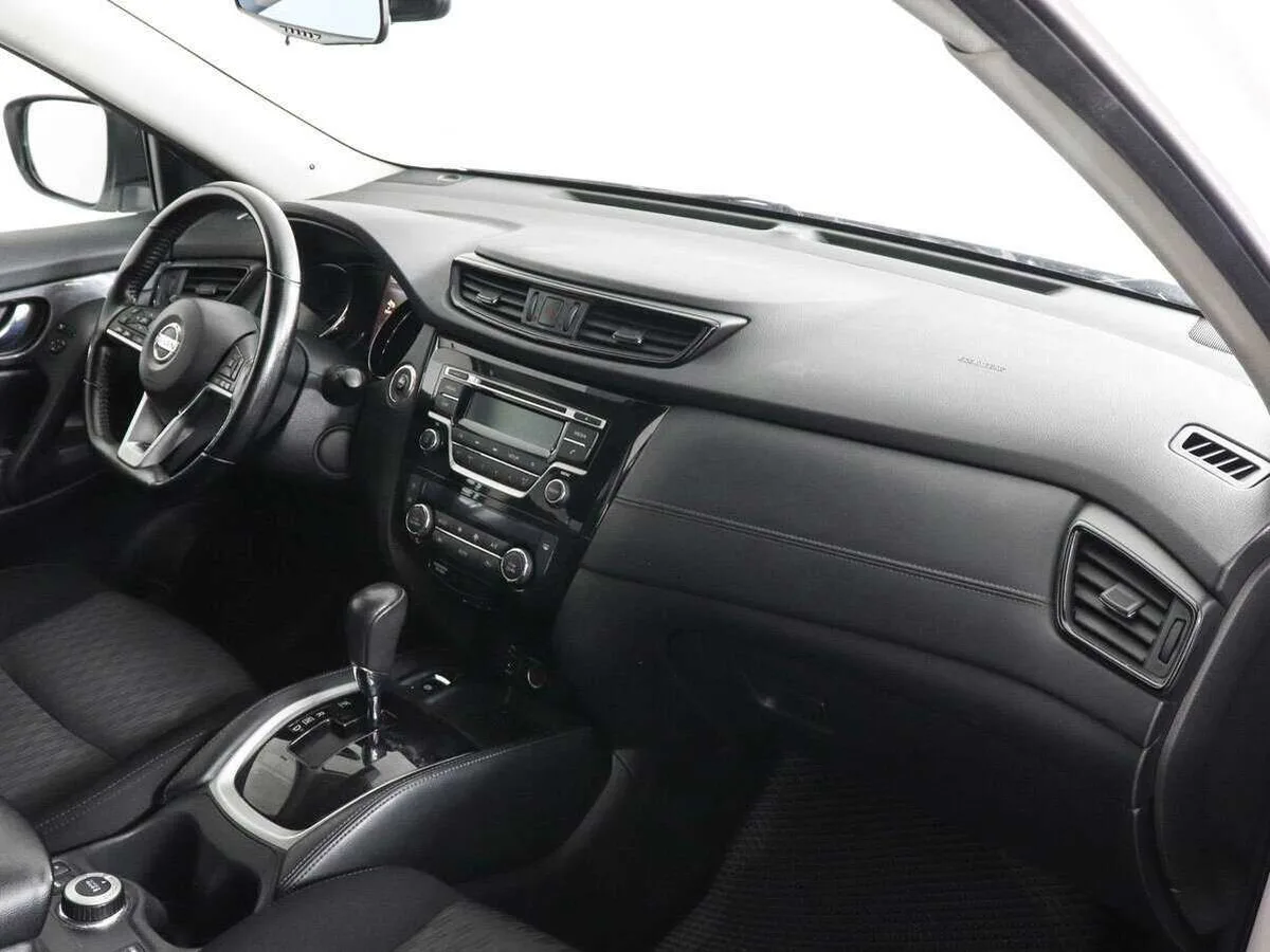 Nissan X Trail