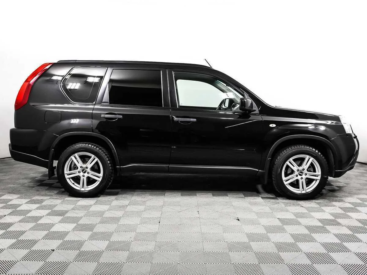 Nissan X Trail