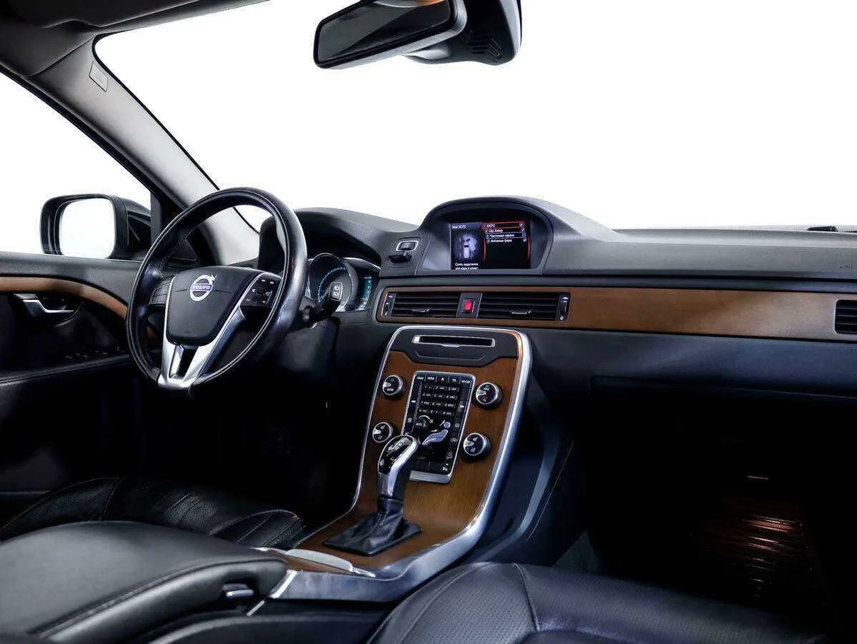 Volvo XC70