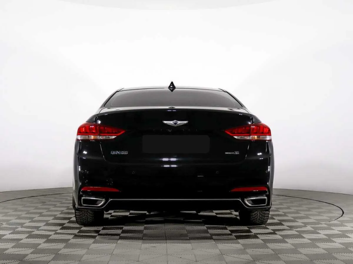 Hyundai Genesis