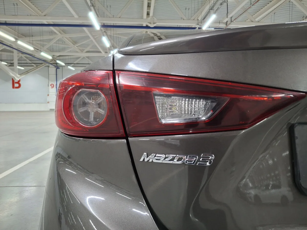 Mazda 3