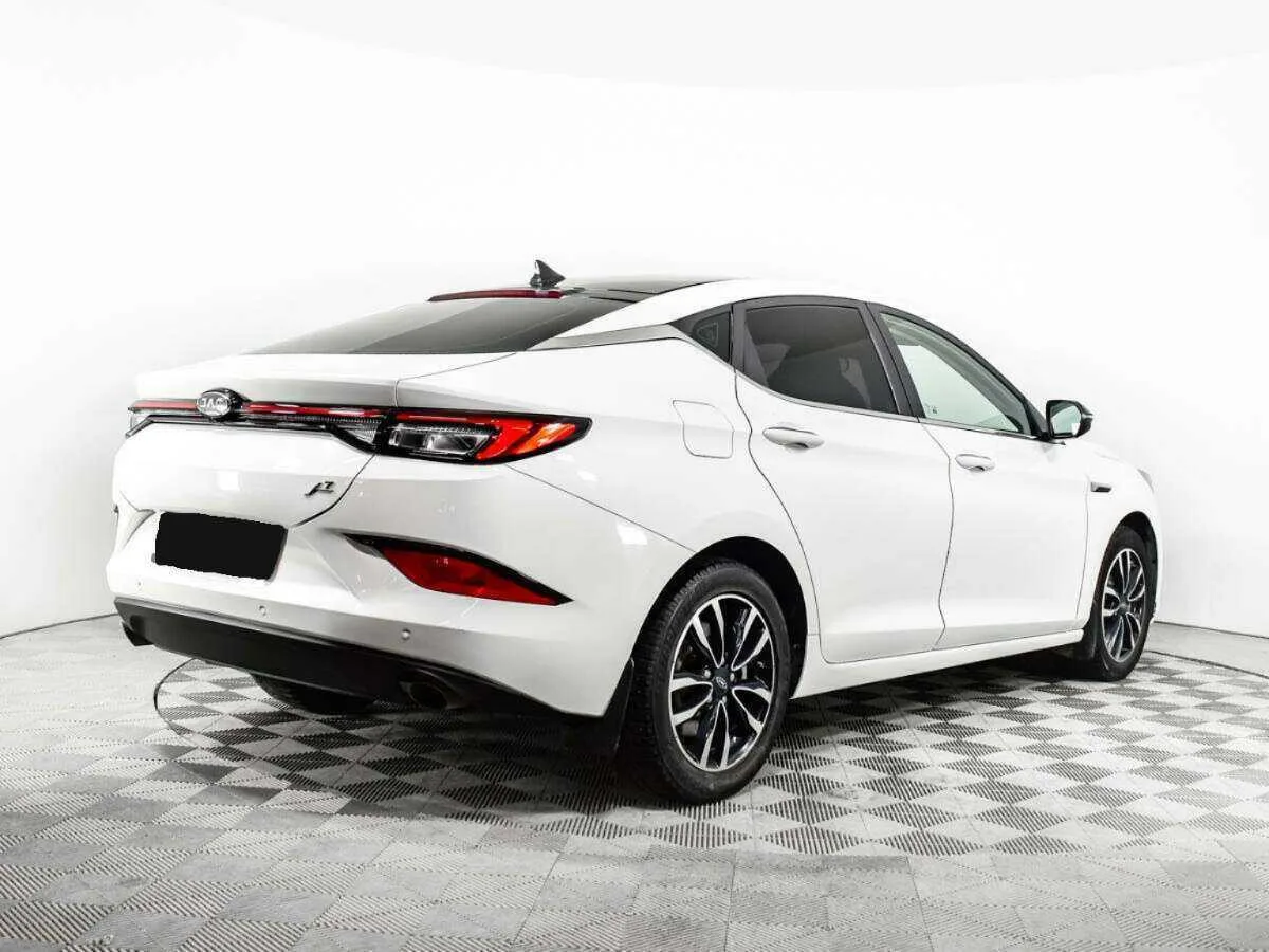 JAC J7