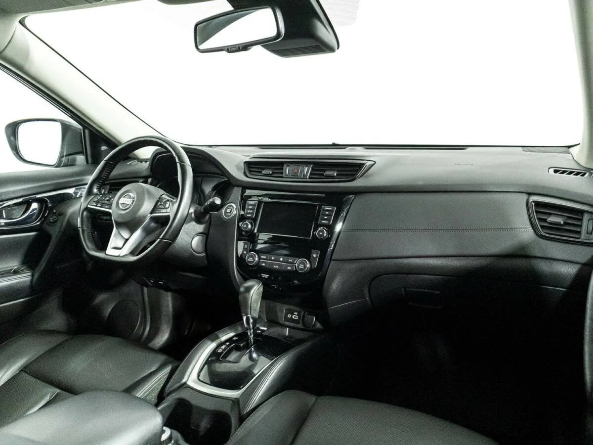 Nissan X Trail