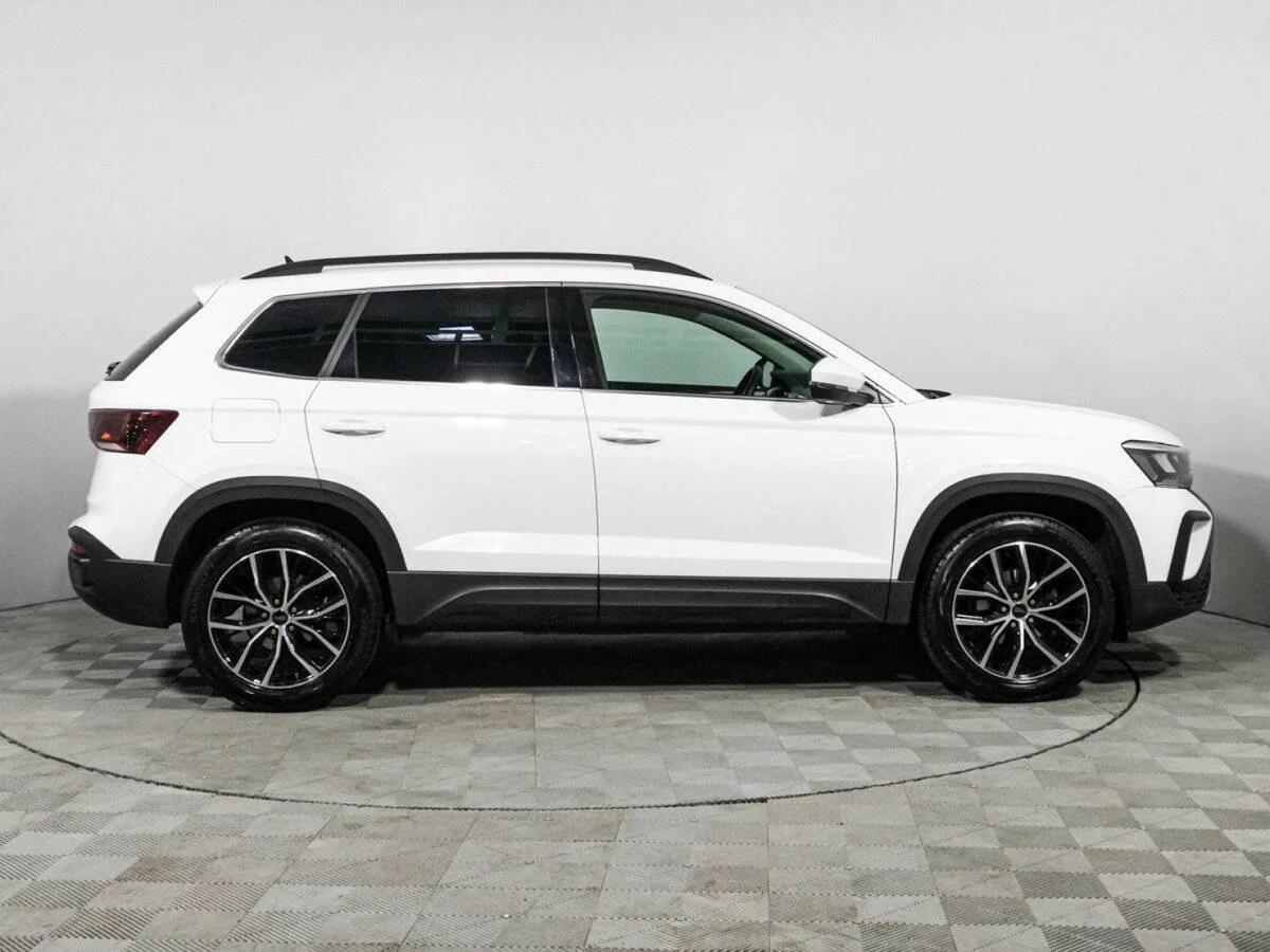 Volkswagen Taos