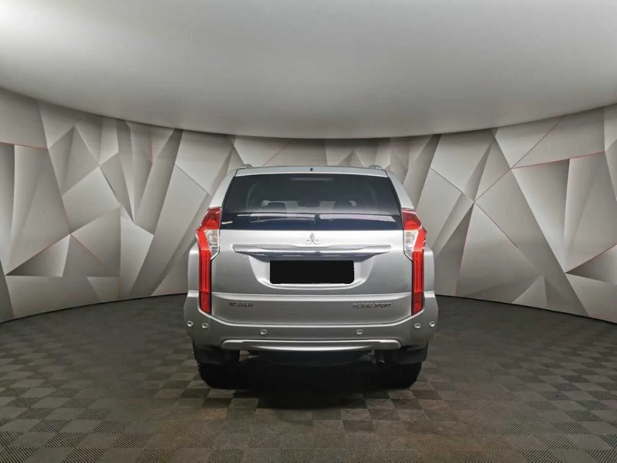 Mitsubishi Pajero Sport