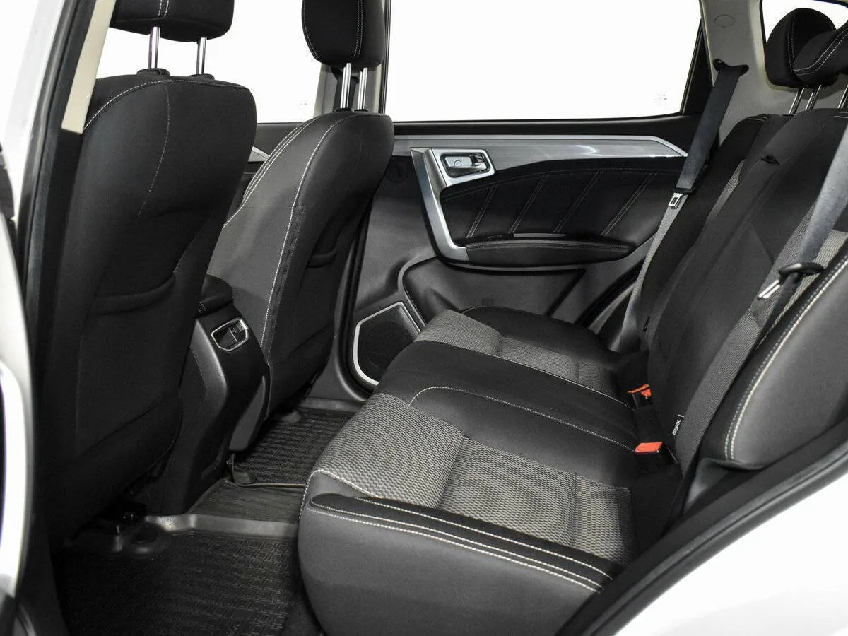 Geely Emgrand X7