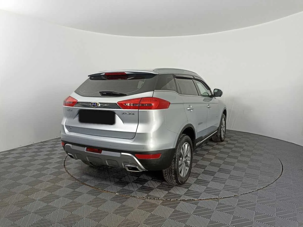 Geely Atlas