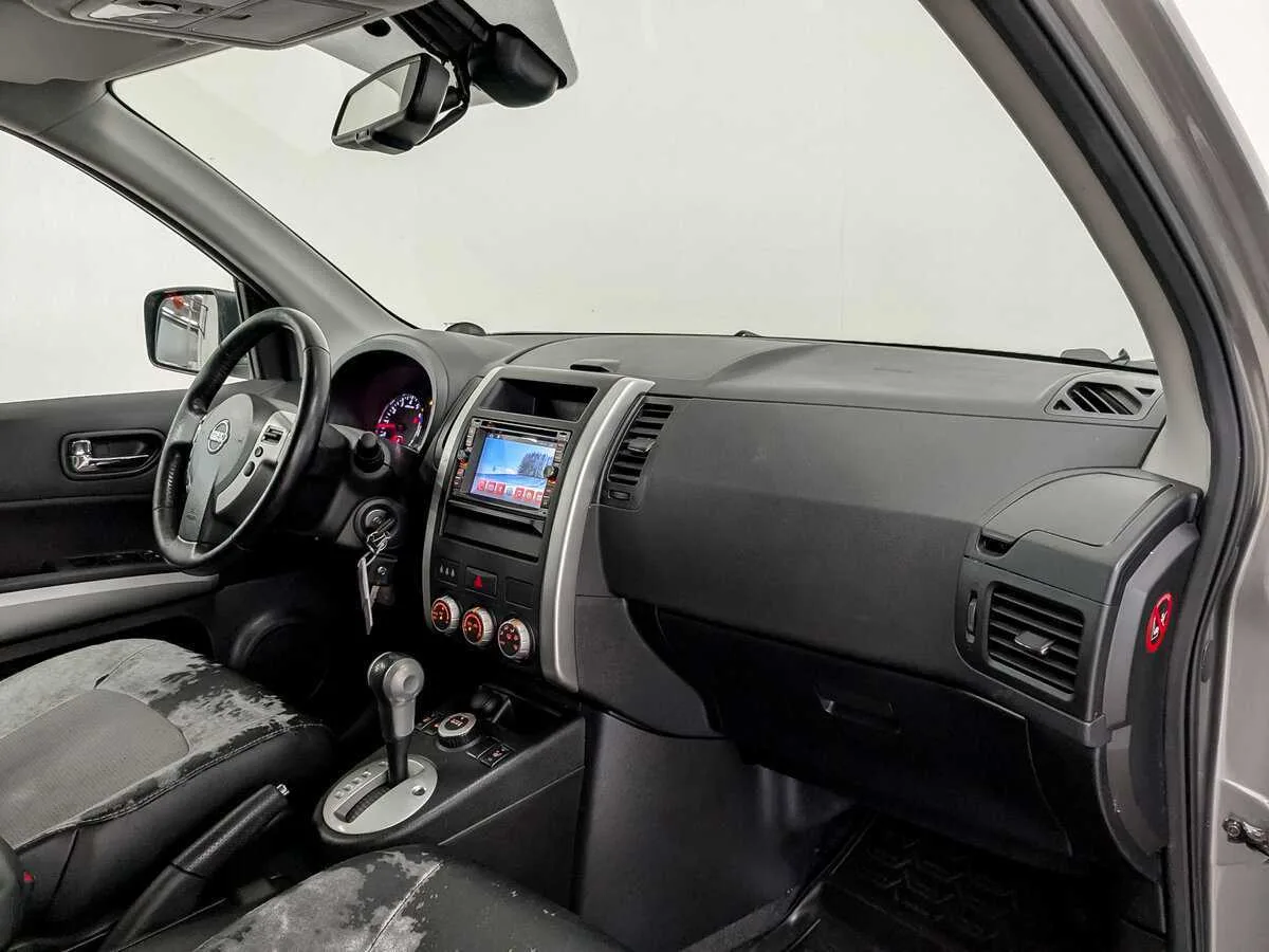 Nissan X Trail