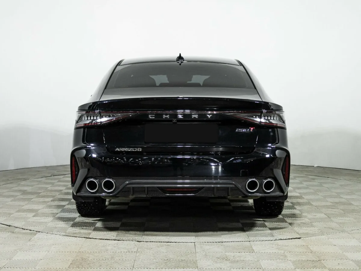 Chery Arrizo 8