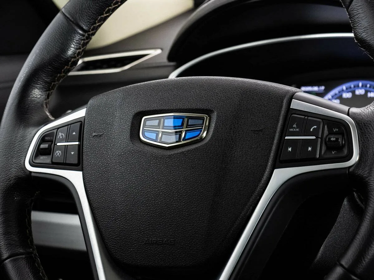 Geely Atlas