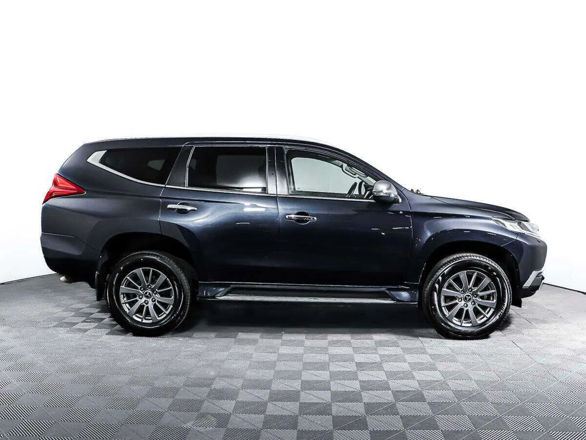 Mitsubishi Pajero Sport